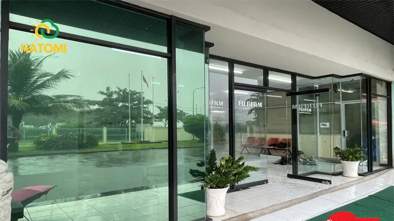 Giá thi công dán phim cách nhiệt một chiều căn hộ, văn phòng