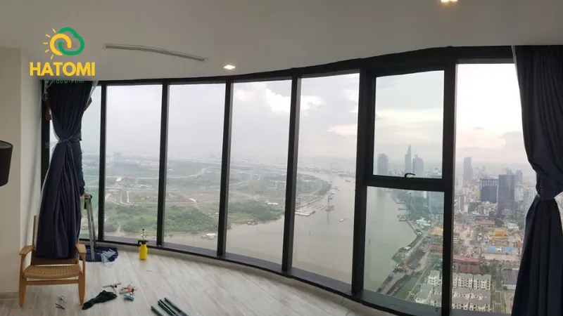 Thi công dán kính cách nhiệt cho chung cư giá Hà Nội