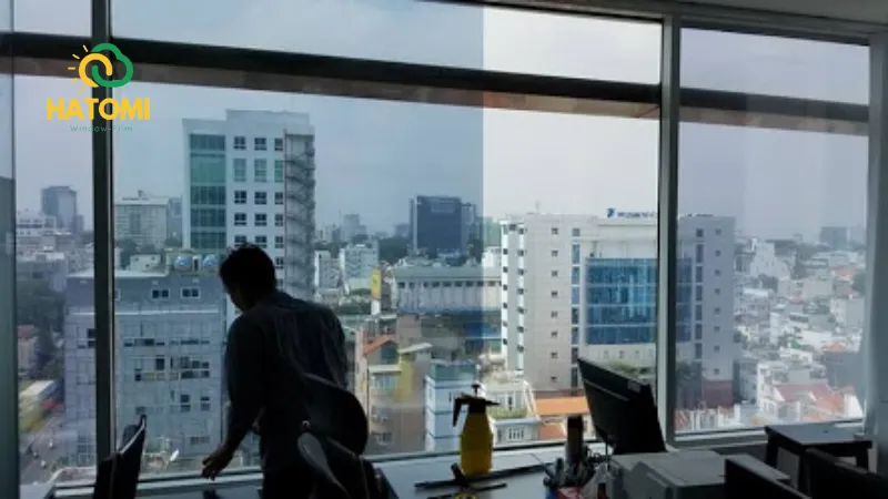 Ưu điểm khi sử dụng phim cách nhiệt tối màu