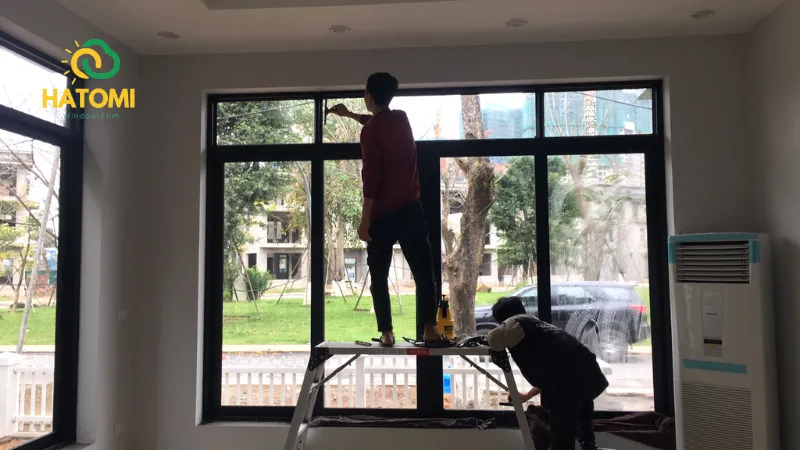 Dán phim cách nhiệt cửa kính là gì ?